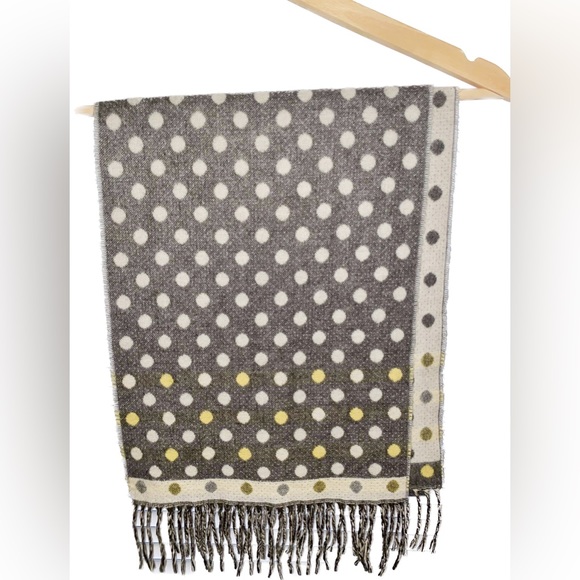 V. Fraas Cashmink Women’s Polka Dot Fringe Scarf Shawl One Size-PreOwned - Picture 2 of 8